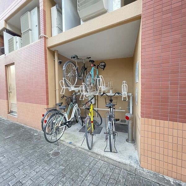 葵ビルのその他|駐輪場