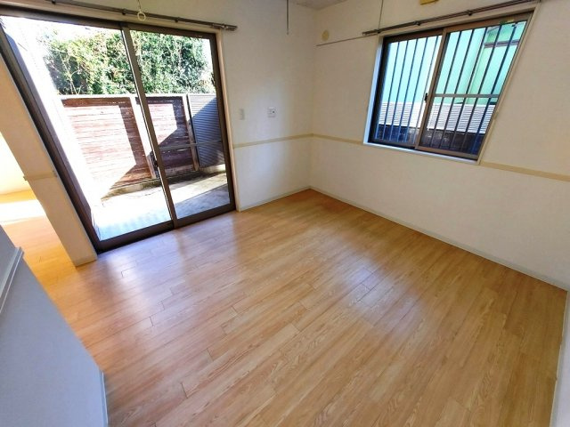 スミカ前畑の居間・リビング|イメージ（同建物内別部屋の写真です）