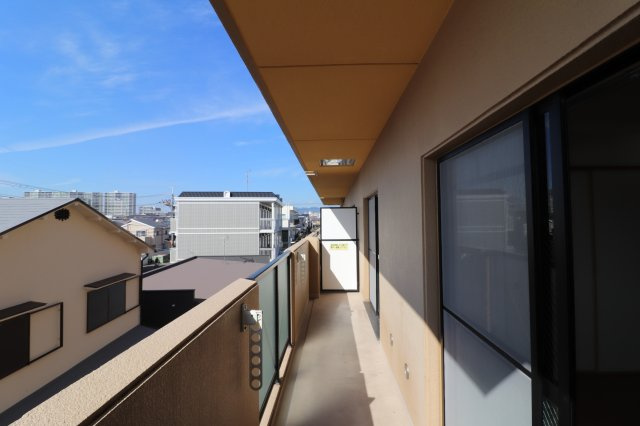 【バルコニー】 | FINESQUARE（ファインスクエア） | 別部屋写真