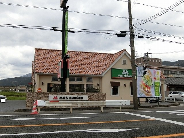 ウイングＡの周辺|モスバーガー垂井店まで209m