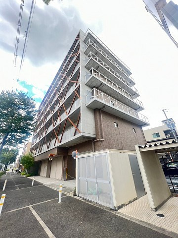 尼崎市大西町３丁目の賃貸マンションの外観