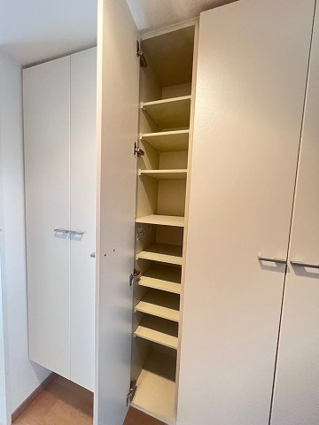 尼崎市大西町３丁目の賃貸マンションの収納