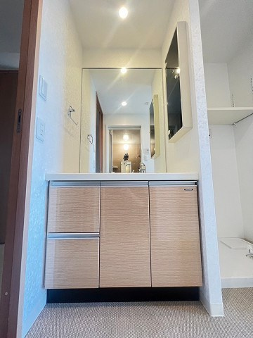 尼崎市大西町３丁目の賃貸マンションの内装