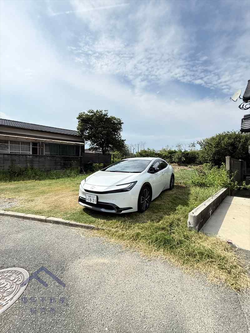 宗像市神湊　戸建ての駐車場