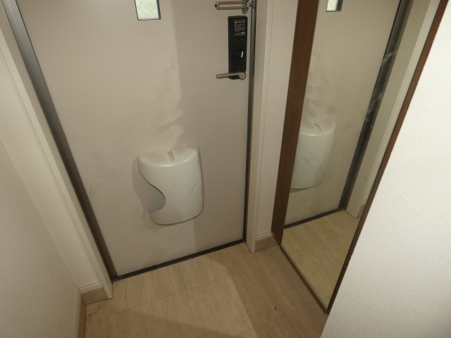 【玄関】
