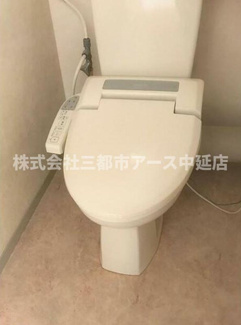 【トイレ】 | メゾン高橋 | メゾン高橋　は三都市アース中延店へお任せください！　ご内覧可能なお部屋は物件現地お待ち合わせご案内可能です！
