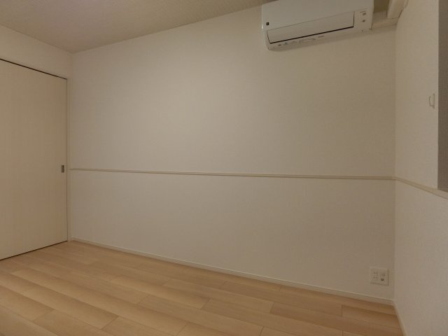 【洋室】 | アルバ　エレガンテ1