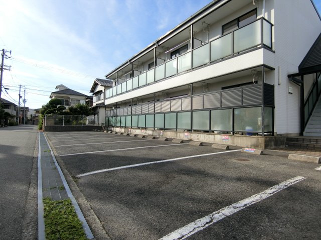 【駐車場】 | グランドールムラタ