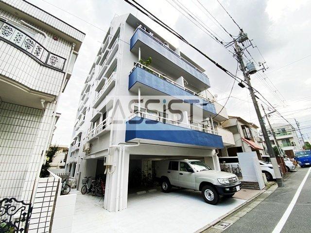 興和マンションの外観