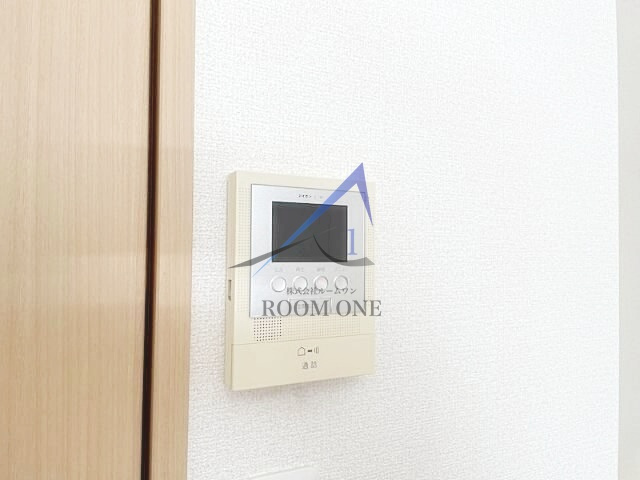 ブリッサのセキュリティ|モニター付きインターホンです。