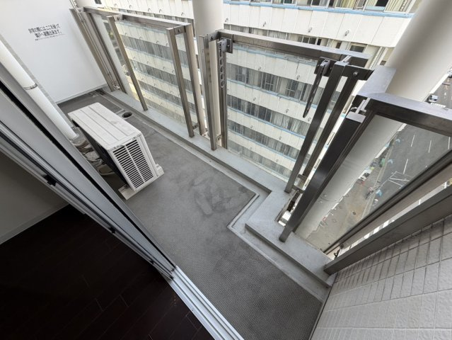 URBAN FLATS中之島のバルコニー
