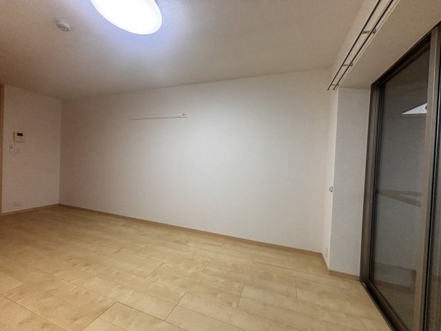 【洋室】 | サンプラザ忠岡