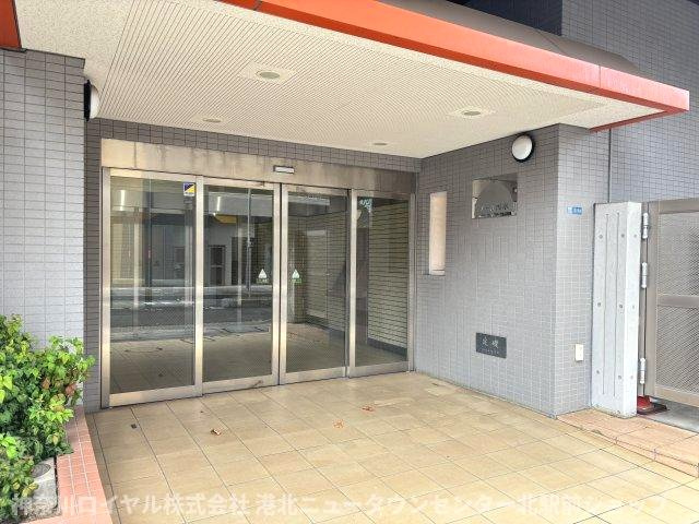 【エントランス】