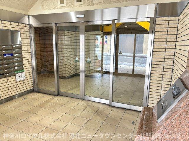 【TVモニター付きインターフォン】