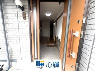 【玄関】 | 久留米市諏訪野町（オール電化・2世帯住宅）
