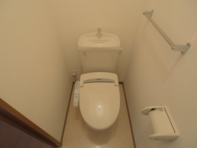 メゾン四季のトイレ