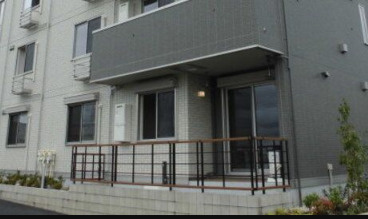 アンプルールのエントランス