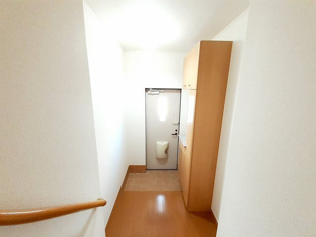 プリムローズＢの玄関