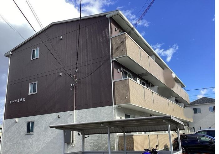 オッツ石原坂の外観