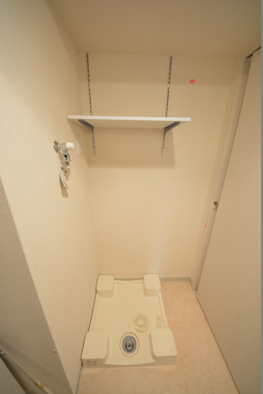 プレサンス松屋町駅前デュオの洗面所|プレサンス松屋町駅前デュオ　洗濯機置き場