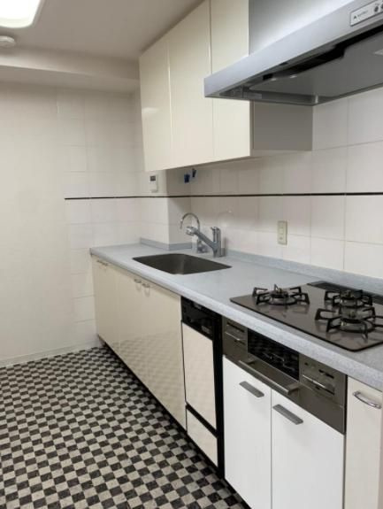 文京区本郷１丁目の賃貸マンションのキッチン