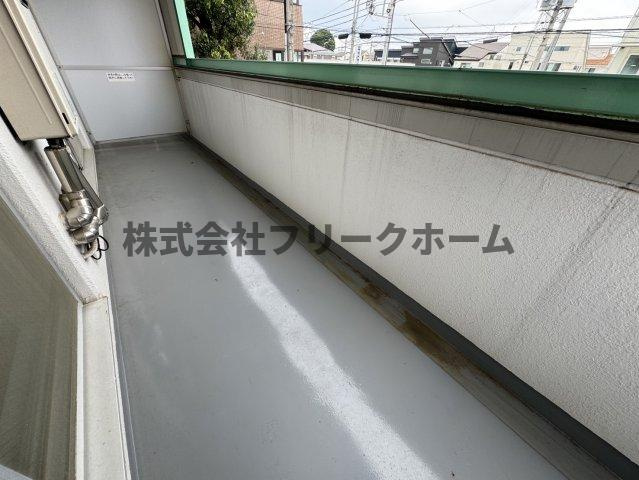 プレミールニイヤのバルコニー