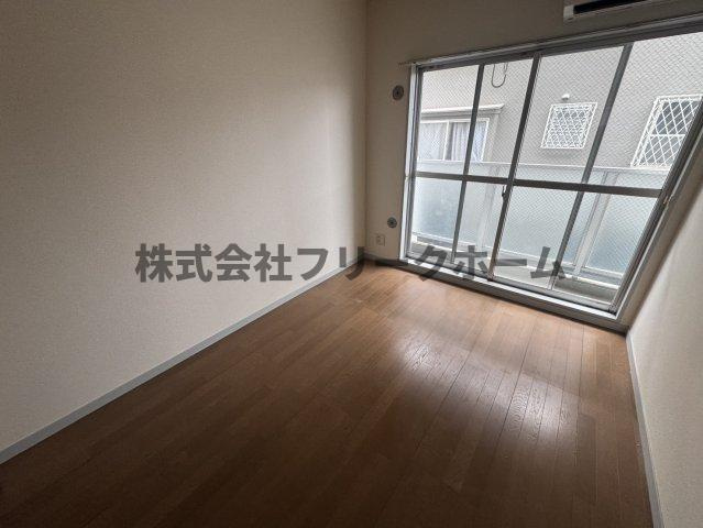 プレミールニイヤの寝室