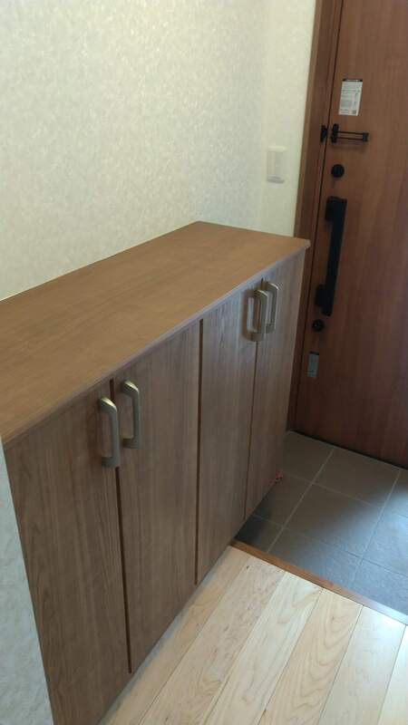 メゾンカルムの玄関