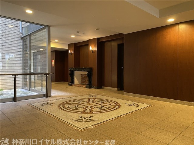 【ロビー】