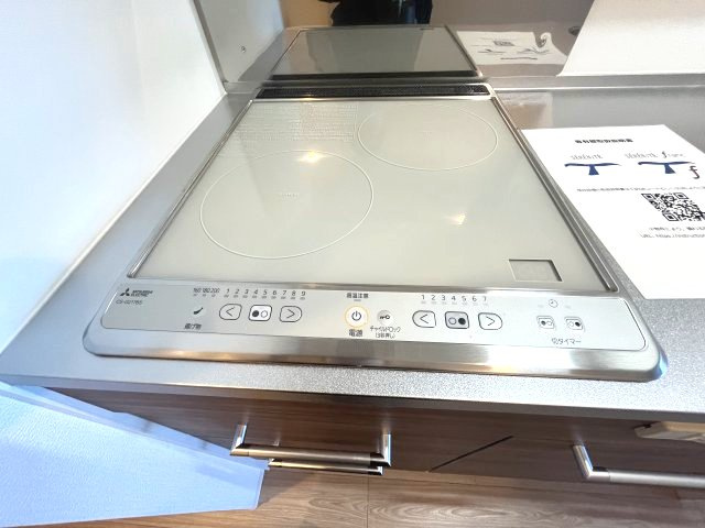 セレニテ東三国ミラクのキッチン