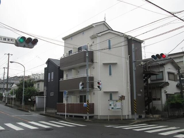 ベルカレッジの外観