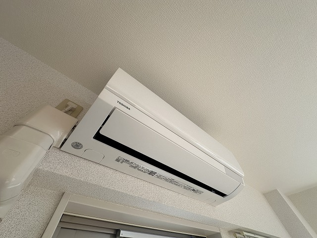 【設備】 | レスペランス | ※参考写真※暑い夏や寒い冬に大活躍のエアコン付きです☆冷暖房完備で1年中快適に過ごせます♪