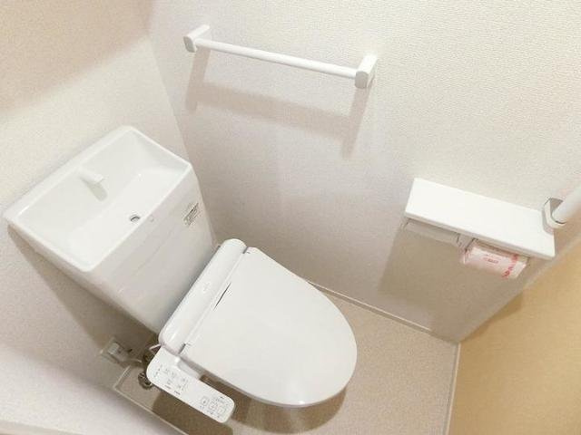アルバーノ本今のトイレ