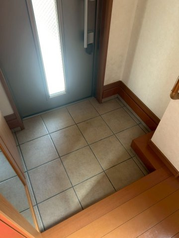 ジョイナスの玄関