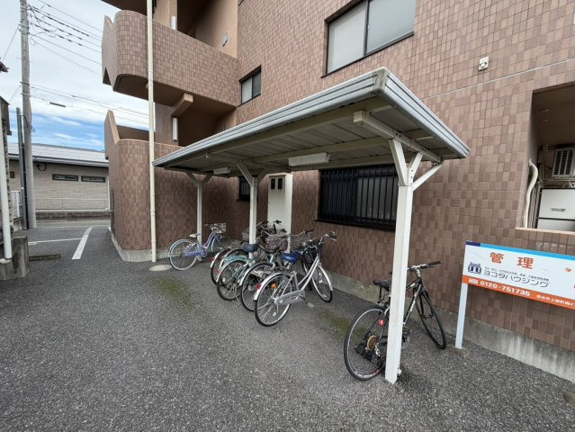 【その他共用部分】 | ロイヤルパインズ