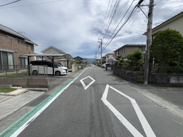 【前面道路含む現地写真】 | 富士市五貫島　中古戸建