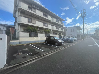 【駐車場】 | ユトリロ上地町