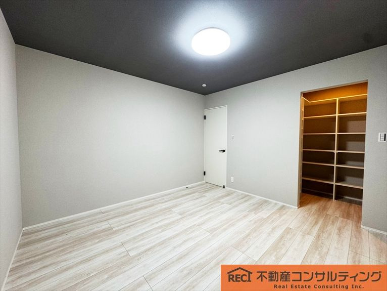 神戸市灘区篠原本町1丁目　C号地　新築戸建の子供部屋