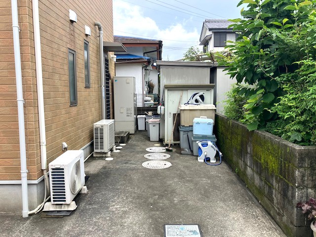 「ひろびろ17帖リビング＆駐車場2台」土佐市中島　中古一戸建ての駐車場|駐車スペースが2台分あれば、お友達を招いた際にも安心♪