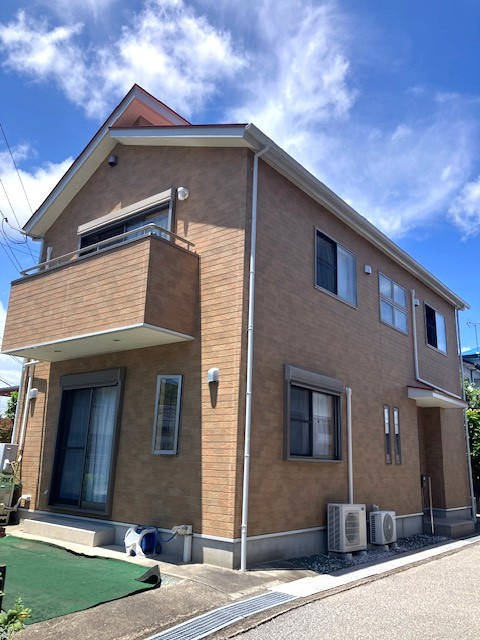 「ひろびろ17帖リビング＆駐車場2台」土佐市中島　中古一戸建て
