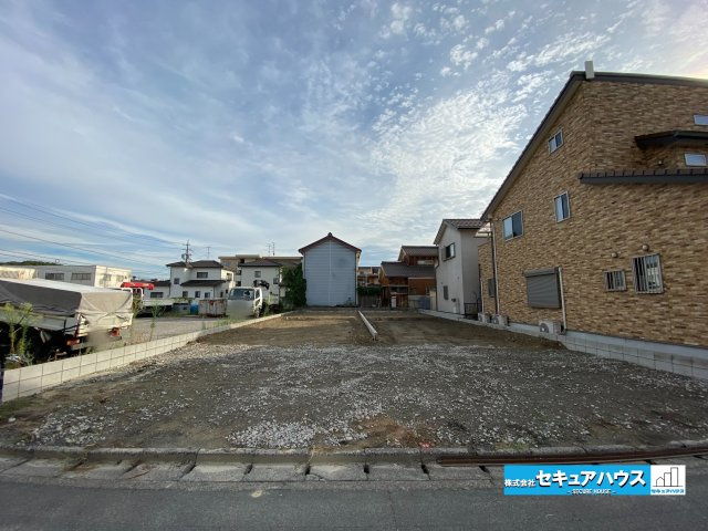 【同施工物件ご案内可能】東海市東海町　全2棟の外観：施工例|事前予約にて現地ご見学いただけます！お気軽にお問い合わせください♪
■株式会社　セキュアハウス■
住宅ローンに強く、知識、経験豊富なスタッフ在籍
お客様に寄り添い、ご成約後もサポート致します。