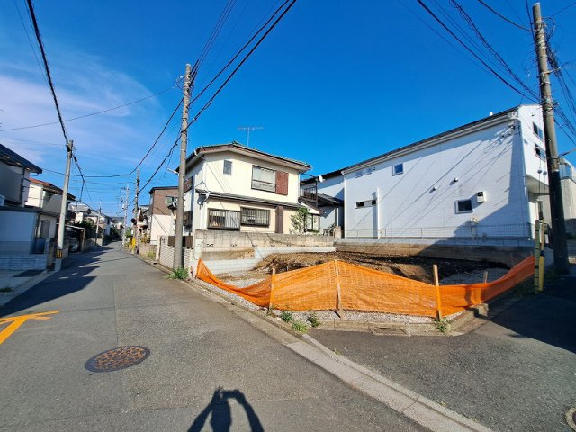 【前面道路含む現地写真】 | 新座市片山3丁目　建築条件付売地　全1区画　(保谷店) | 閑静な住宅地で叶える穏やかな新生活。