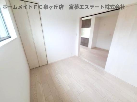 ヴェルメゾン堺北条町の洋室|4.2帖洋室