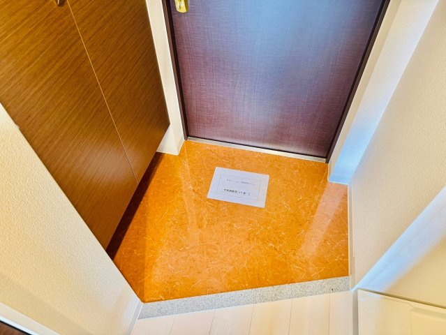 Luxe姫路の玄関