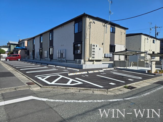ヒカルサ豊橋東岩田 ノースの駐車場