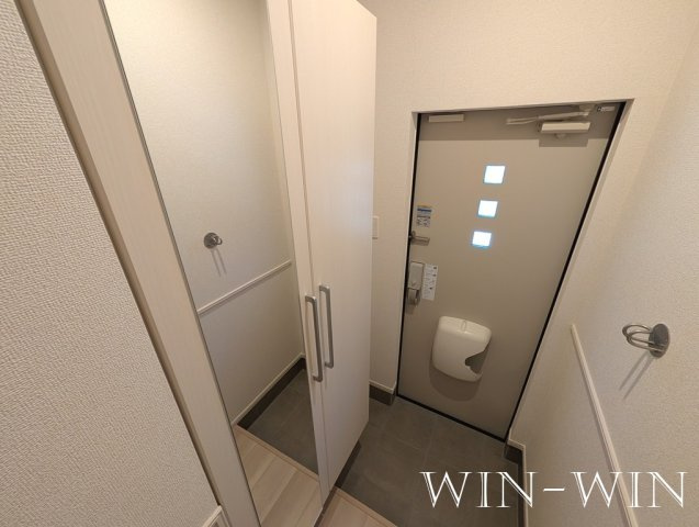 ヒカルサ豊橋東岩田 ノースの玄関