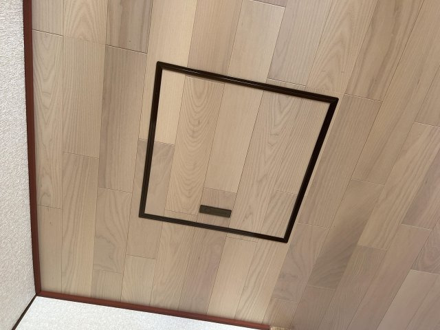 【収納】 | 七浦町貸家 | 床下点検口あり。気になる場合もすぐに確認できて安心ですね。