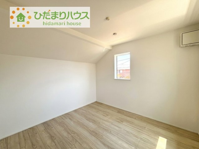 【寝室】 | 守谷市松ケ丘5丁目01期　新築戸建　2号棟 | 天井の高い主寝室♪ゆっくりと過ごせる大人のくつろぎ空間！