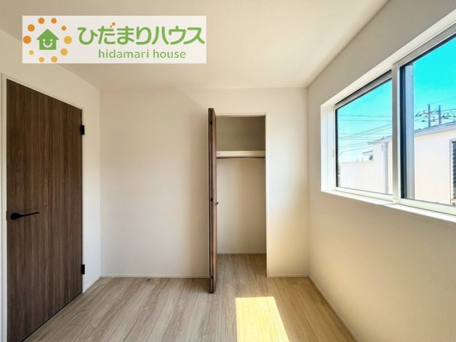 【収納】 | 守谷市松ケ丘5丁目01期　新築戸建　2号棟 | お子様グッズを片付けるのにも、困りませんね！