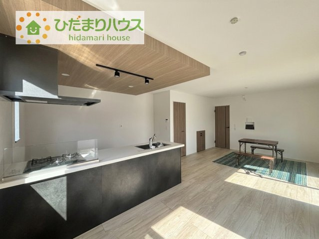 【居間・リビング】 | 守谷市松ケ丘5丁目01期　新築戸建　2号棟 | 家族団らんの時間も増えそうなくつろぎのLDK☆